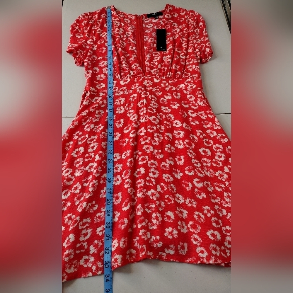 NWT Lulus Garden Explorer Red Floral Print Textured Deep V Neck Midi Dress Sz S - Picture 16 of 16